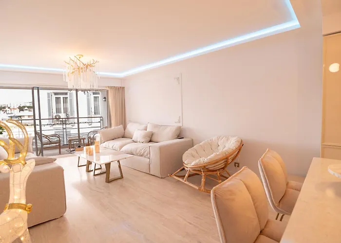 2-Bedroom Luxurious Apartment With Balcony And Parking